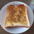 よーこ☆ガッキー's cooksnap of when they made ズボラな私のカレーと黒胡椒のトースト.