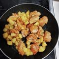 きょろ222's cooksnap of when they made もも肉とじゃが芋の照り焼き炒め♪.