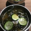 Yokchina's cooksnap of when they made お味噌汁★ズッキーニとわかめのお味噌汁.