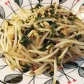 大魔女's cooksnap of when they made 【給料日前シリーズ】ニラともやしの炒め物.