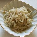 きらり流れ星's cooksnap of when they made レンジで簡単おつまみ！もやしのナムル.