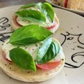 ばぢこ's cooksnap of when they made イングリッシュマフィンのピザマルゲリータ.
