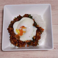 アクセル☆'s cooksnap of when they made しいたけと野菜の甘辛ガーリック丼☆五香粉.
