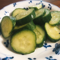 kuma043029's cooksnap of when they made 絶品!！　超簡単きゅうりの浅漬け.