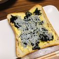 harie_02's cooksnap of when they made 【楽めし】ラー油マヨの絶品しらすトースト.