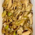 ポムポムポヨコ's cooksnap of when they made レンジで簡単☆ガリバタ舞茸しめじ.