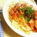 キョク's cooksnap of when they made キャベツとソーセージのトマトパスタ.
