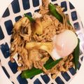 GolfAnGolf's cooksnap of when they made 免疫力アップ！青椒肉絲風 温玉のせ丼.
