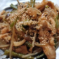 大森ヨーグルト's cooksnap of when they made 豚ロース薄切り肉ともやしの甘辛炒め.