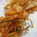 ねこぐらし's cooksnap of when they made さくさく☆むきエビと野菜のかき揚げ.