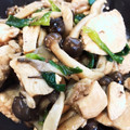 でぃらお's cooksnap of when they made 鶏胸肉と小松菜としめじの中華炒め.