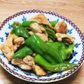 NAOばあさん's cooksnap of when they made 焼肉のタレで簡単♪鶏モモピーマン炒め.