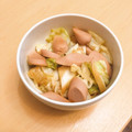★ぴよぴよ501★'s cooksnap of when they made 昔懐かしキャベツと魚肉ソーセージ炒め.