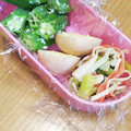 えりこ82☆'s cooksnap of when they made 簡単 小松菜とカニカマの酢の物.