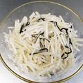 あたりめっこ's cooksnap of when they made ５分で簡単！大根と海苔だけサラダ.