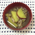 おはなすき's cooksnap of when they made さつま芋とシメジの味噌汁♪.
