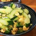 低カロ探検隊's cooksnap of when they made おばけキュウリの中華炒め.