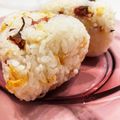 E吉☆'s cooksnap of when they made 春を満喫♪桜の花の塩漬け混ぜご飯にぎり.