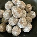 ☆＊mai＊☆'s cooksnap of when they made 超簡単！チョコが濃〜いスノーボール.