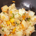 azu_shun's cooksnap of when they made 簡単！5分炒めるだけ！エビピラフ.