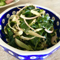 ばぢこ's cooksnap of when they made みょうがとわかめの酢の物.