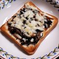 もふもふクロさん's cooksnap of when they made ひじき煮リメイクトースト.