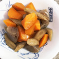 horseland's cooksnap of when they made ごぼうと蒟蒻の煮物.