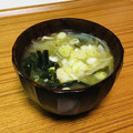 Asato★'s cooksnap of when they made わかめと新玉ねぎのみそ汁.