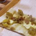 たとたと's cooksnap of when they made 秋ピザ！栗とクルミとクリームチーズ。.