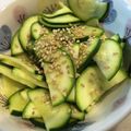 料理ニガテ系女子☆'s cooksnap of when they made レンジで2分^0^ズッキーニの和風和え物.