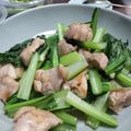 イロピリン's cooksnap of when they made 〖 鶏もも肉と小松菜のガーリック炒め 〗.
