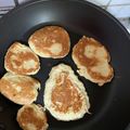 スロミホシ☆'s cooksnap of when they made バナナ・小麦粉・BPだけバナナパンケーキ.
