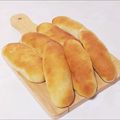 うまうま・らぶ's cooksnap of when they made バナナのふんわりスティックパン♪.