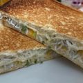 ヴィーナスけい's cooksnap of when they made ピザ風しらすとねぎのオリーブ油トースト.