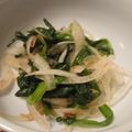☆baobab☆'s cooksnap of when they made さっぱり☆新玉ねぎとニラの梅肉おかか和え.