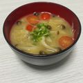チーズスキヨ's cooksnap of when they made 簡単❤︎トマトの味噌汁.