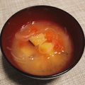 シビシビさん's cooksnap of when they made 簡単❀トマトと薩摩芋で作る暖色♡お味噌汁.