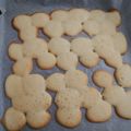 chizue's cooksnap of when they made 卵白消費にも！簡単 ¨̮ ラングドシャ〜.