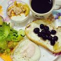 choco831's cooksnap of when they made 簡単ブルーベリーチーズトースト.