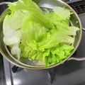 kksara's cooksnap of when they made 鶏肉とレタスのうま塩スープ.
