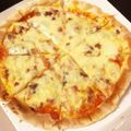たろべちゃん's cooksnap of when they made 市販品からオリジナルアンチョビピザへ♪.