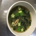 みみふぁん's cooksnap of when they made 揚げ玉入り　オクラとお豆腐のお味噌汁　.