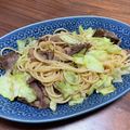 るっちと2人暮らし's cooksnap of when they made 牛肉とキャベツの和風パスタ.