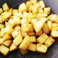 はらぺこごはん's cooksnap of when they made お弁当に♪コロコロポテトのカレー粉焼き♪.