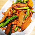 ariyuki97's cooksnap of when they made かぼちゃとアスパラのバターしょうゆ炒め.