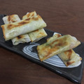 り☆ほ's cooksnap of when they made さんまのかば焼きとチーズの焼き春巻き.
