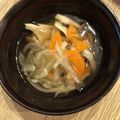 クック7UO9W9☆'s cooksnap of when they made ランチに しめじ 舞茸の コンソメスープ.