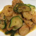 hrmta's cooksnap of when they made 美味！ズッキーニといんげんとエビの炒め物.