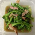 ぶんじママ's cooksnap of when they made 大根の葉とベーコンのガーリック炒め.