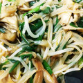 ななみん ママ★★'s cooksnap of when they made 舞茸ともやし炒め☆ダイエットにも♪.